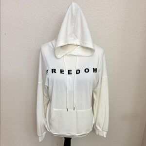 🇺🇸 White “FREEDOM” Hoodie - Size M - BRAND NEW! - Lightweight - Ribbed - Stretch
